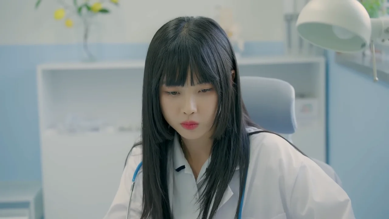 《催眠应用》EP3：医务室里藏不住的关心 - 图片 1