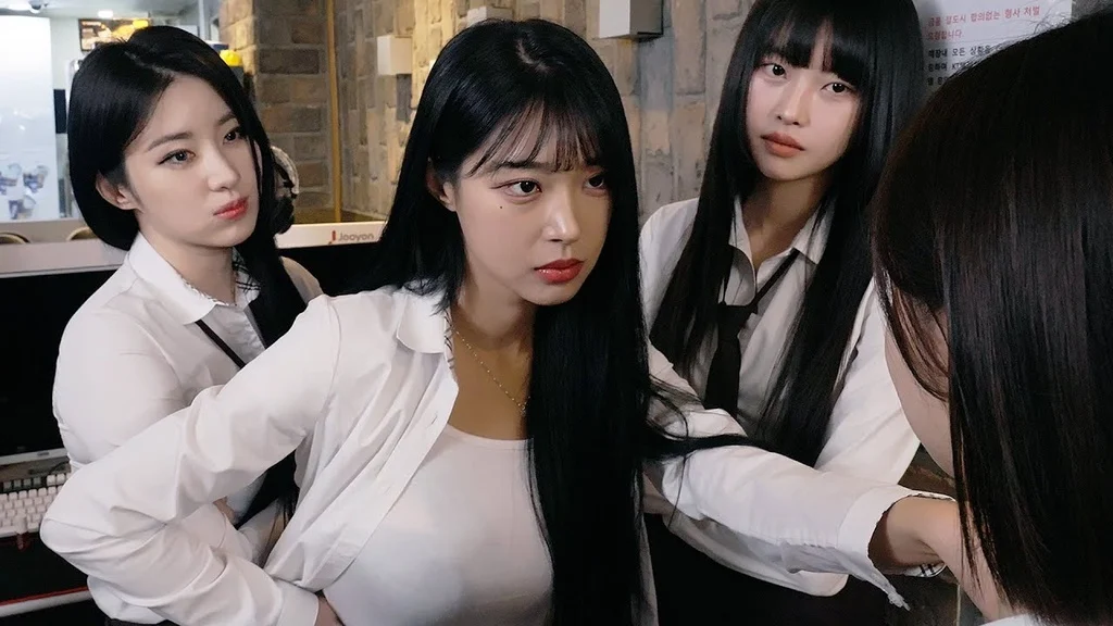 《网吧的故事：帅气的男子》EP2：摘下眼镜后