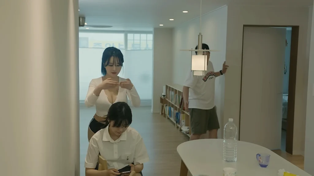 《危险的恶作剧》EP2：就今天陪我玩吧 - 图片 3