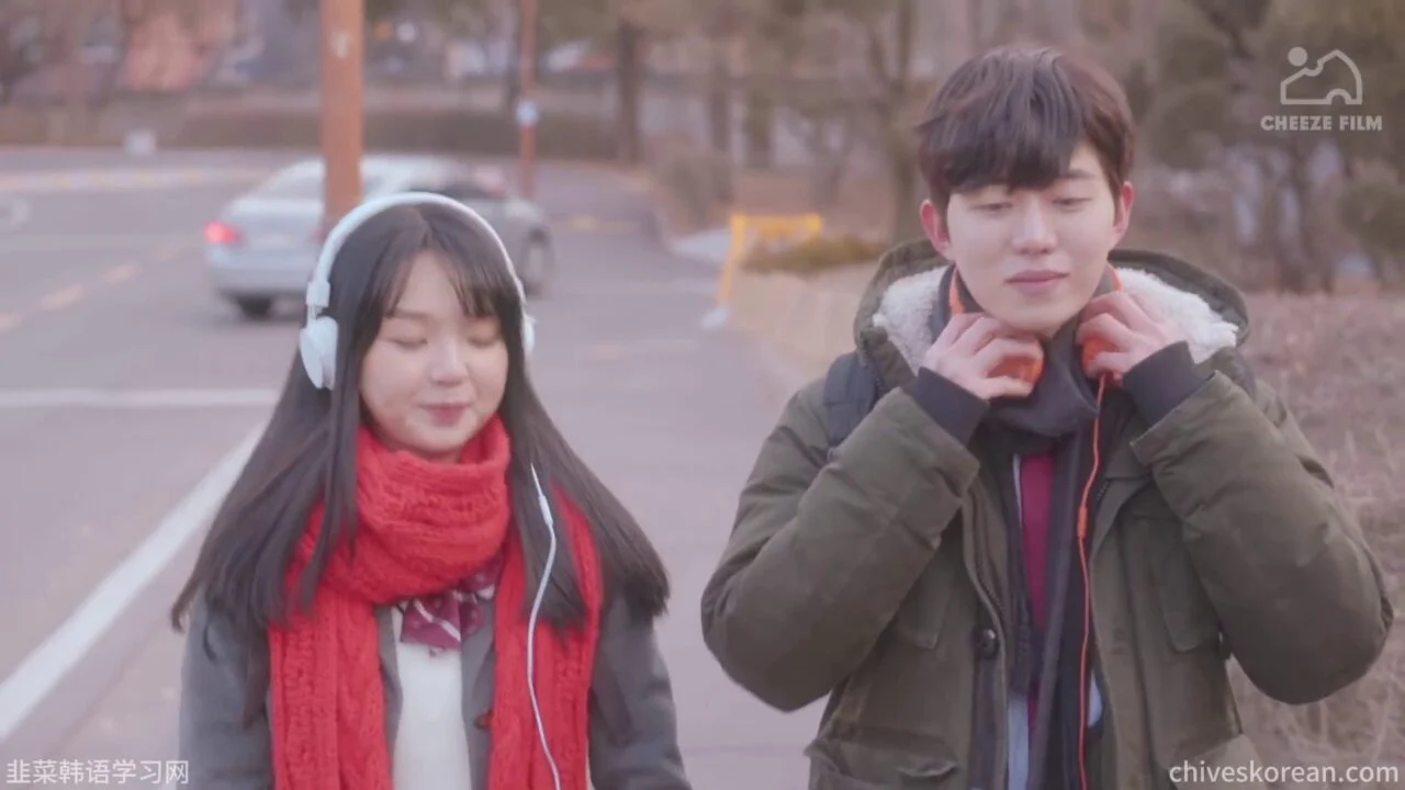 《廿：月》EP3：初次恋爱的特征 - 图片 6