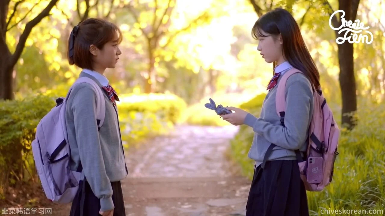 《不存在的朋友》她等的那个人并不存在