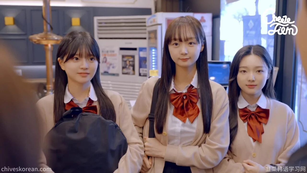 《毛茸茸与三姐妹》EP2：拍广告时把店家吃到报警